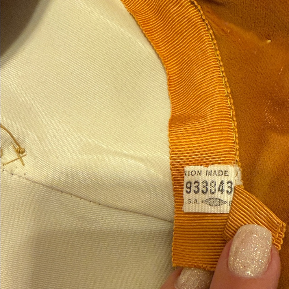 Vintage Hat Trio Orange Velvet, Purple Velvet& Cream Satin - Picture 2 of 16